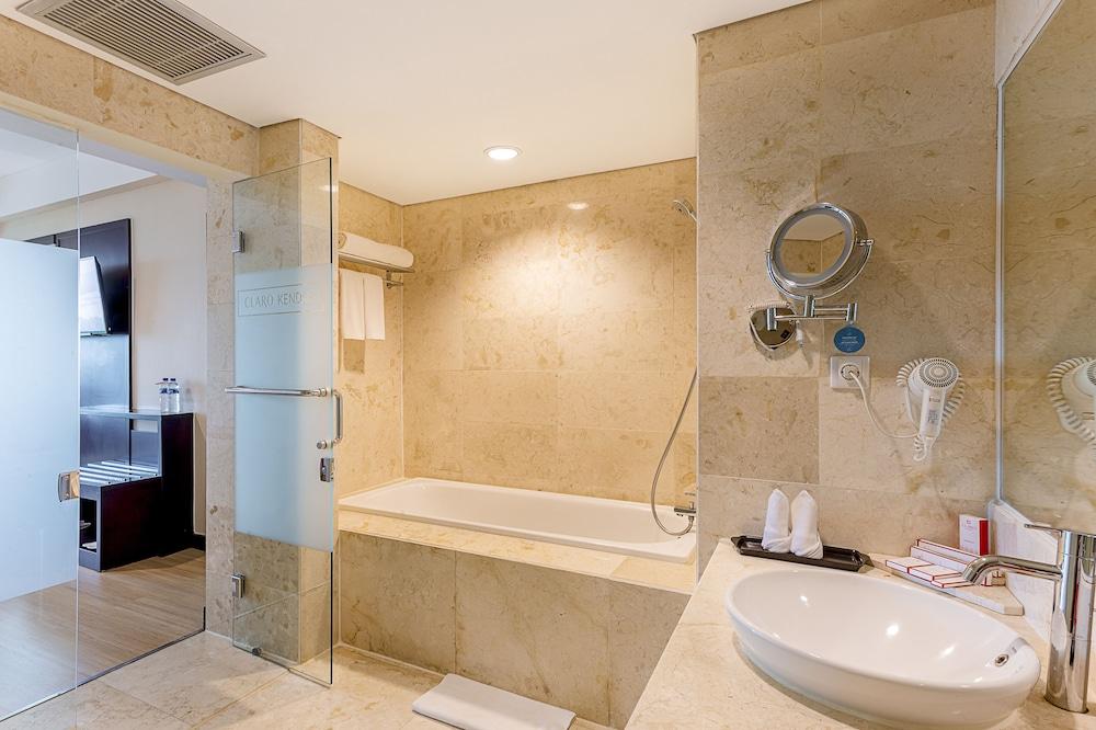 Claro Hotel Kendari Ngoại thất bức ảnh