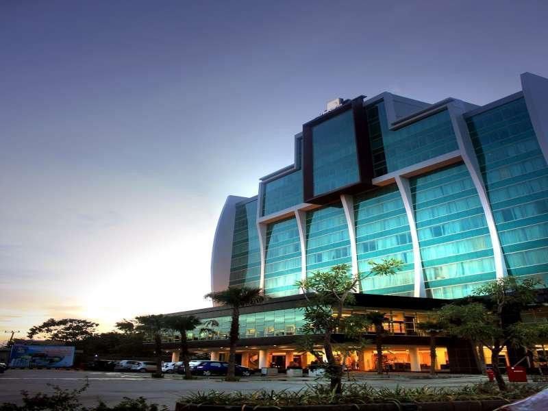 Claro Hotel Kendari Ngoại thất bức ảnh